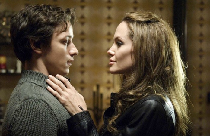 Wanted (2008)  - Film Aksi Angelina Jolie Paling Keren
